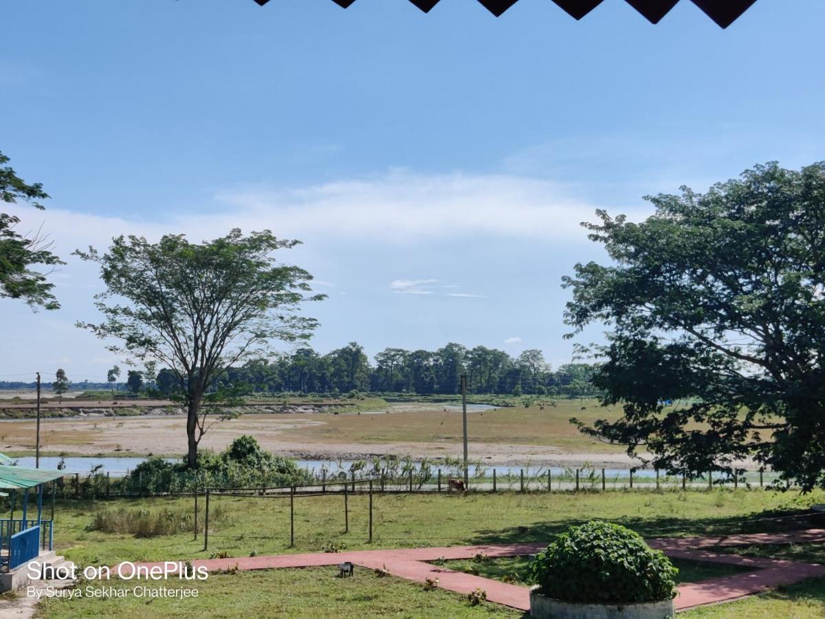 Chilapata Bania River View Resort Patkapara Exterior photo
